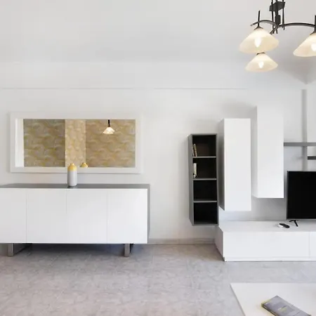 Lili's Apartment *